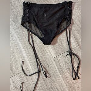 Widow Lip Service Bottoms- medium